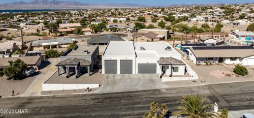 335 Buccaneer Ln, Lake Havasu City AZ  86406-6945 exterior