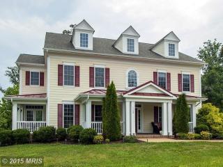 1100 Downman Pl, Fredericksburg, VA 22401-4675