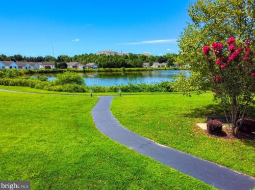 81 Planters Run Ct, Dover DE  19901-5874 exterior