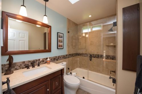 1983 Olivet Rd, Santa Rosa CA  95401-3810 exterior