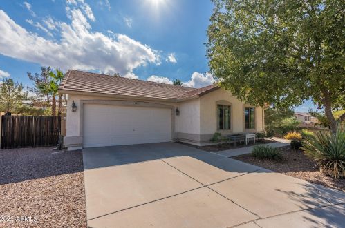 349 Orchid Ln, Chandler, AZ 85225-1182