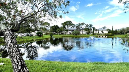 1532 Royal Green Cir, Fort Pierce FL  34952-7624 exterior