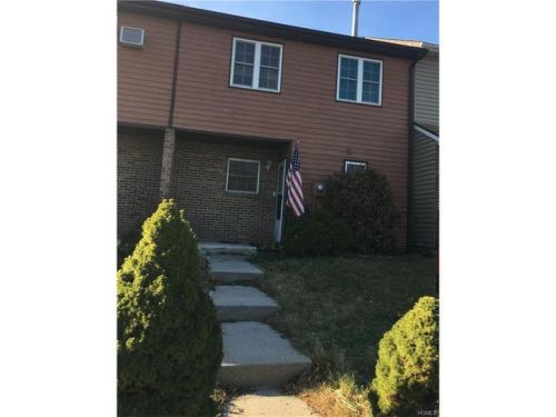 220 Greening Pl, Maybrook, NY 12543-1165