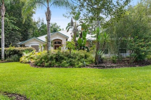 1532 Robinwood Dr, Deland, FL 32720-2597