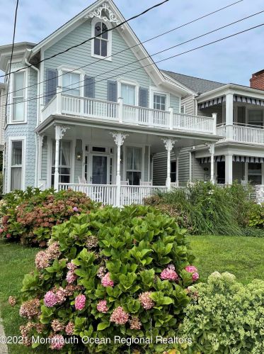 15 Pitman Ave, Ocean Grove, NJ 07756-1622