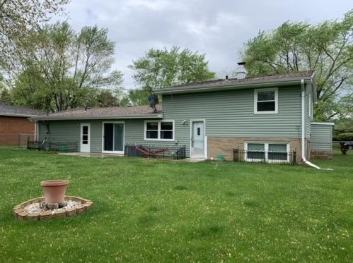 5935 Taft Pl, Gary IN  46410-2256 exterior