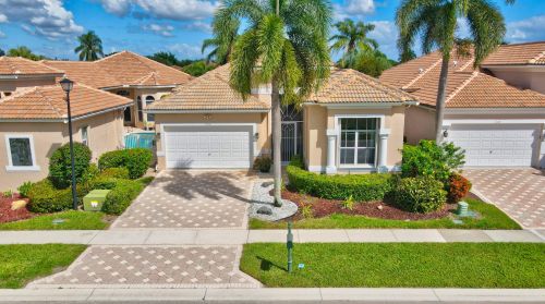 7034 Fairway Lakes Dr, Boynton Beach, FL 33472-6801