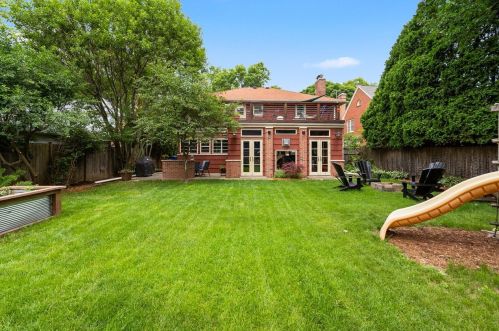 1003 Sylvan Ave, Milwaukee WI 53217-5355 exterior