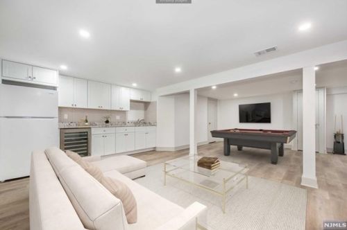 415 Upper Mountain Ave, Montclair NJ  07043-1413 exterior