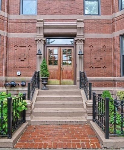 76 Rutland Sq, Boston, MA