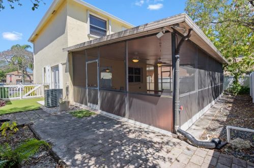 11728 12th St, Hollywood FL  33026-3841 exterior