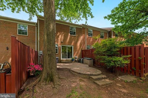 2792 Hyson Ln, Falls Church VA  22043-3522 exterior