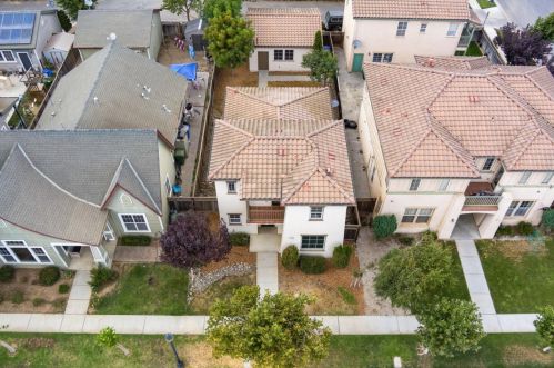 216 Cedar Ave, Greenfield, CA 93927-5342