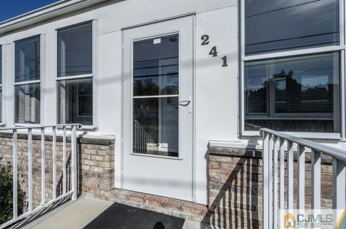 241 19th Ave, Manville, NJ 08835-1635