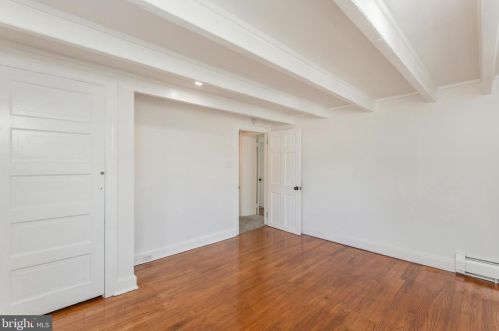 984 Lansdale Ave, Lansdale PA  19446-1620 exterior