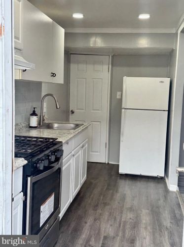 2523 69th St, Philadelphia PA  19142-2110 exterior