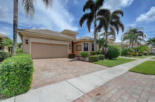 7235 Veneto Dr, Boynton Beach, FL 33437-3741