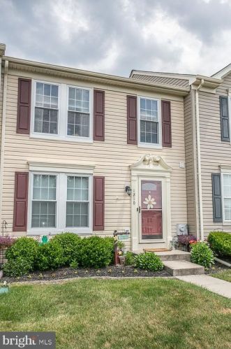 1210 Pin Oak Dr, Perkiomenville, PA 18074-9453