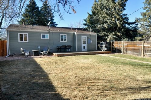 802 Stuart St, Denver CO 80212-1716 exterior