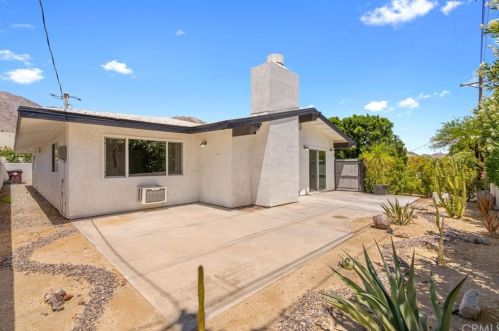 77445 Calle Potrero, La Quinta CA  92253-3702 exterior