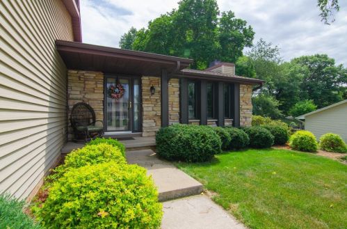 605 Tyrolian Dr, Green Bay, WI 54302-5141