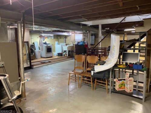 798 Old Lake Ave, Rahway NJ  07065-2623 exterior