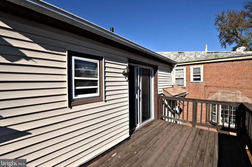 1424 Juniper St, Norristown PA 19401-3224 exterior