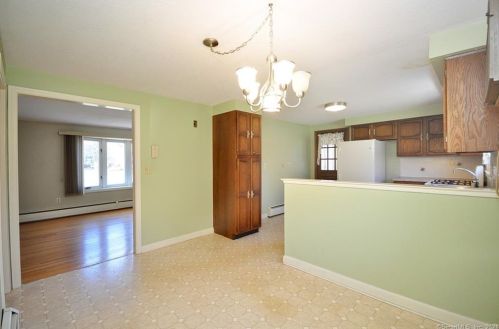 55 Foster Ln, Windsor CT exterior