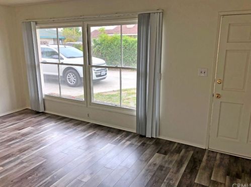 14737 Blaine Ave, Bellflower CA 90706-3609 exterior