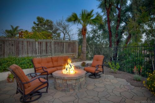 8963 Adobe Bluffs Dr, San Diego CA 92129-4400 exterior