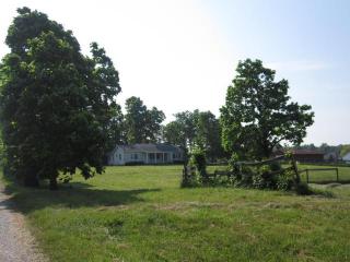 2731 Summit Rd, Pataskala, OH 43062-8877