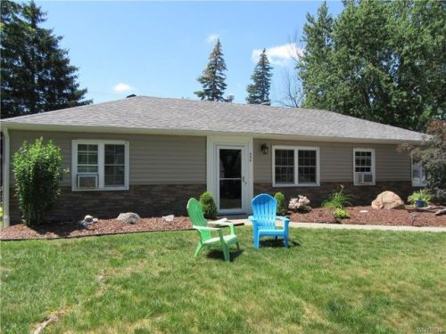 424 Campus Dr, Buffalo, NY 14226-3624