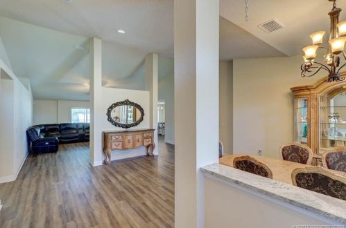 5860 Poe Ct, Port Saint Lucie FL  34986-4644 exterior