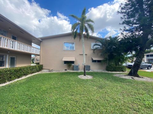 113 Norwich, West Palm Beach, FL 33417-7944