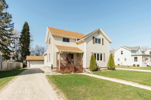 628 Franklin St, Waupun WI  53963-1515 exterior