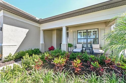 16157 Camden Lakes Cir, Naples FL  34110-2880 exterior