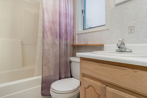 9613 Tyler St, Crown Point IN 46307-2489 exterior