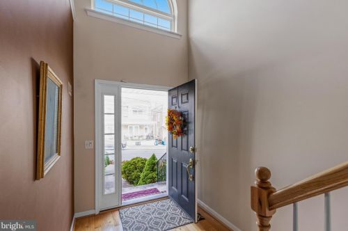 522 Grove St, Norristown, PA 19405-1426