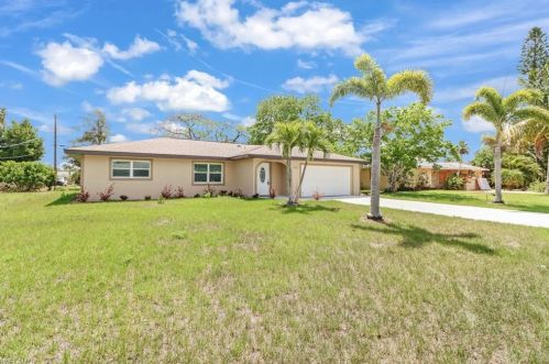 27631 Tierra Del Sol Ln, Bonita Springs, FL 34135-3553