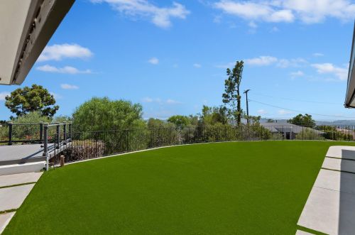 8 Celine Dr, Santa Barbara CA  93105-1911 exterior