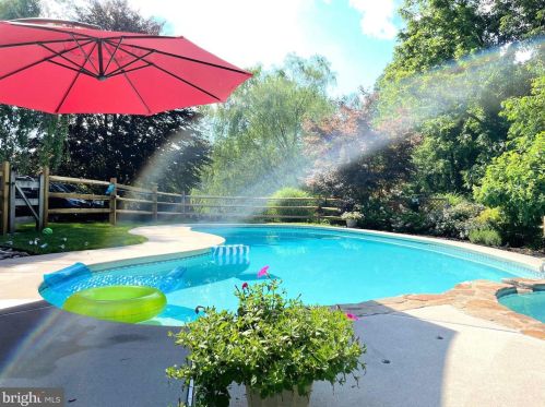 29 Krauser Rd, Downingtown PA 19335-1534 exterior