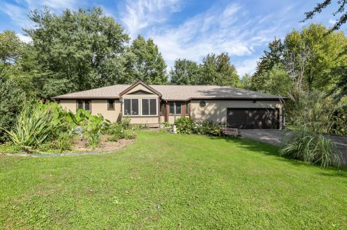 128 Winter Green Loop, Pataskala, OH 43062-9144