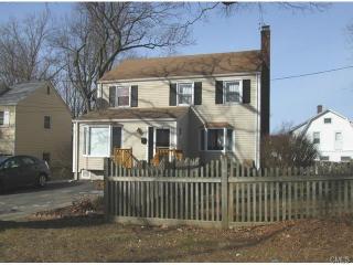 1160 Merritt St, Fairfield CT  06825-1536 exterior