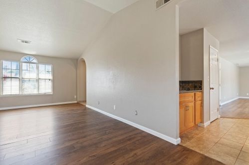 1026 Acaciawood Ct, Los Banos CA  93635-2937 exterior