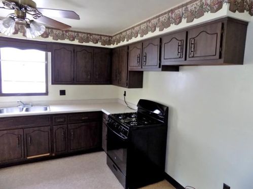 207 Patterson Ave, South Connellsville PA  15425-4536 exterior