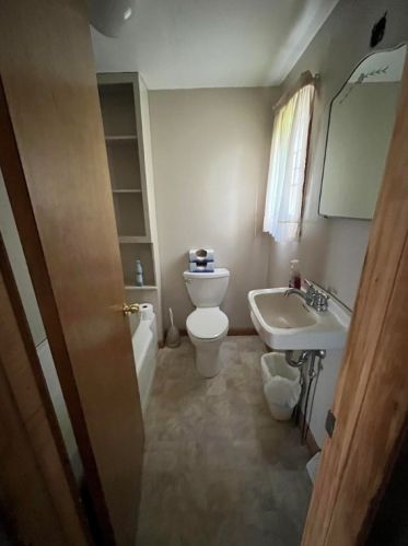 1259 Water Ave, Hermitage PA  16148-1320 exterior