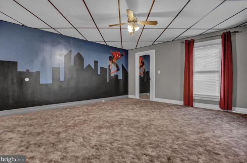 458 Highland St, Harrisburg PA 17113-1536 exterior