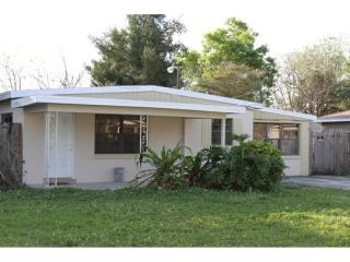 724 Thalia Dr, Orlando, FL 32807-1537