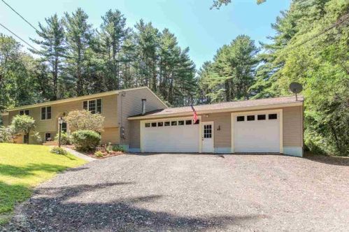 135 Old Derry Rd, Londonderry, NH 03053-2253