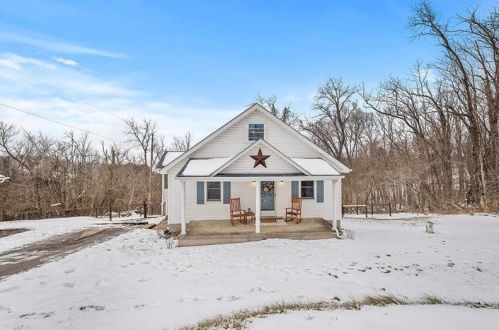 329 Barnard Rd, Fredericktown, PA 15333-2232